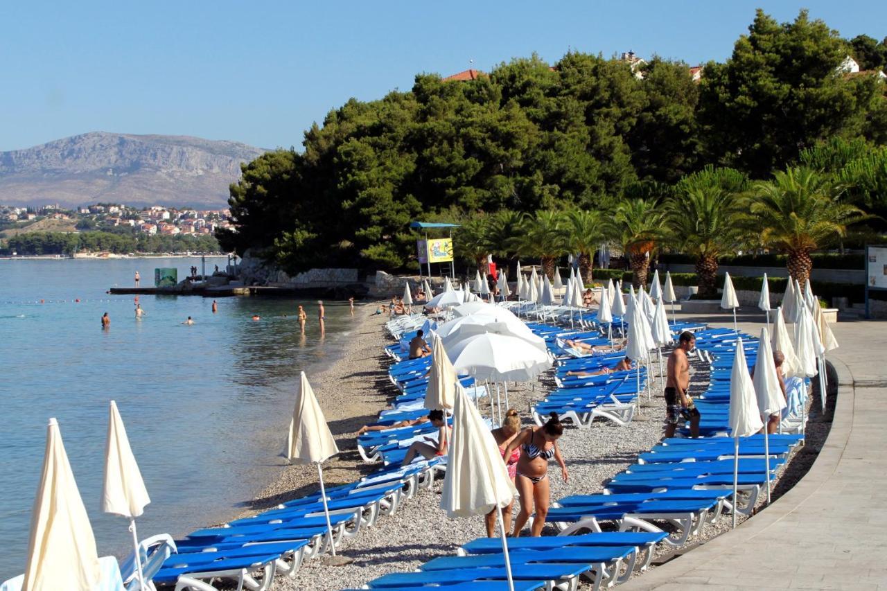 Apartments With A Parking Space Podstrana, Split - 17586 Exterior photo
