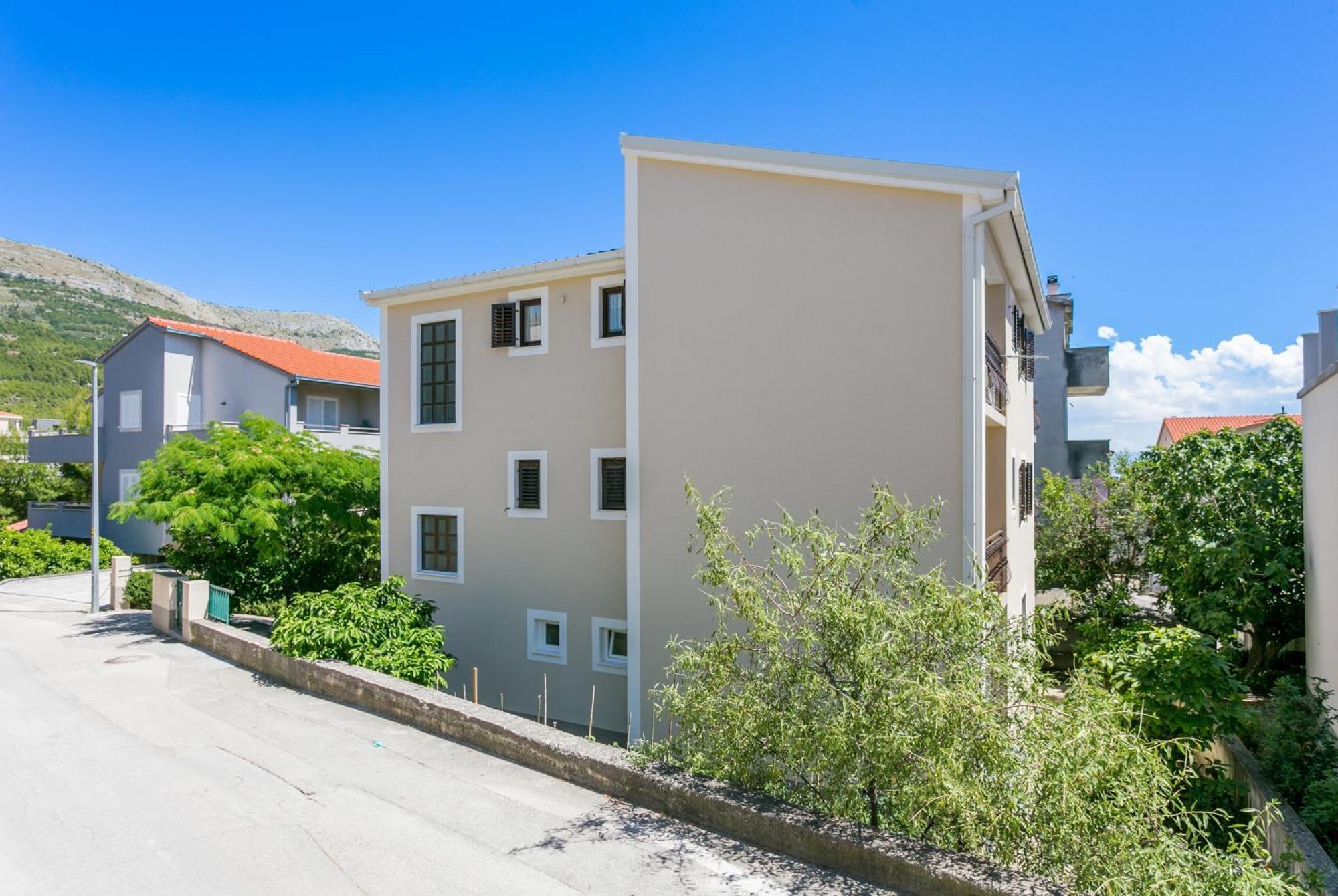 Apartments With A Parking Space Podstrana, Split - 17586 Exterior photo